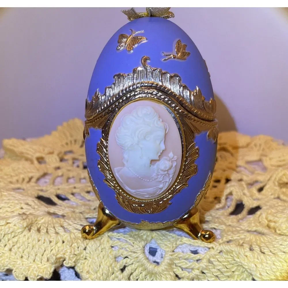 Vintage Carved Cameo Faberge Hinged Trinket Box Music Box Ring Holder Blue/Peach